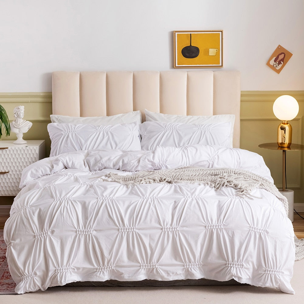 Eternal Elegance: White Series Pinch Pleat Luxury Duvet Cover