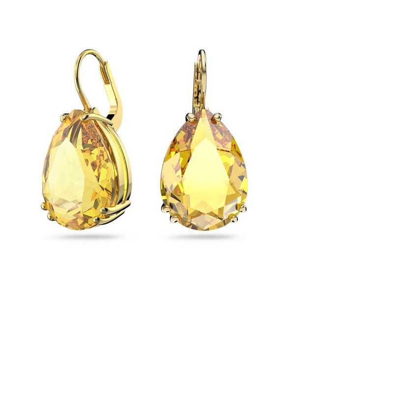 Fortune's Embrace: Luck-Attracting Jewelry