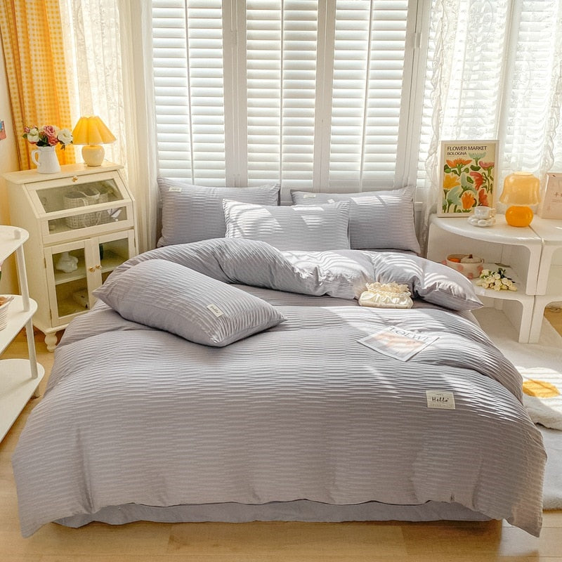 Sky Comfort: Cloud Bubble 4-Piece Bedding Set