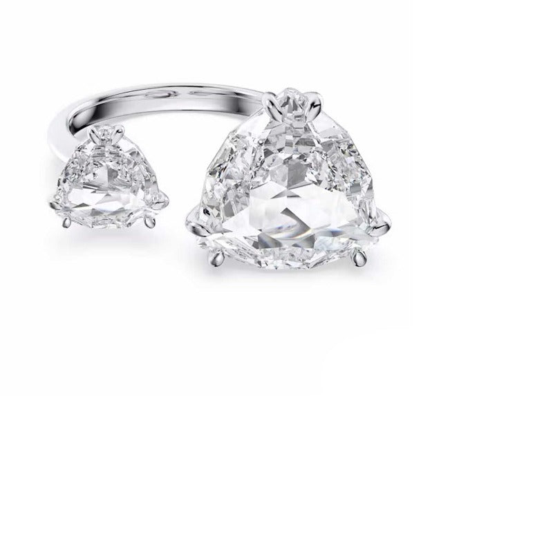 Fortune's Embrace: Luck-Attracting Jewelry
