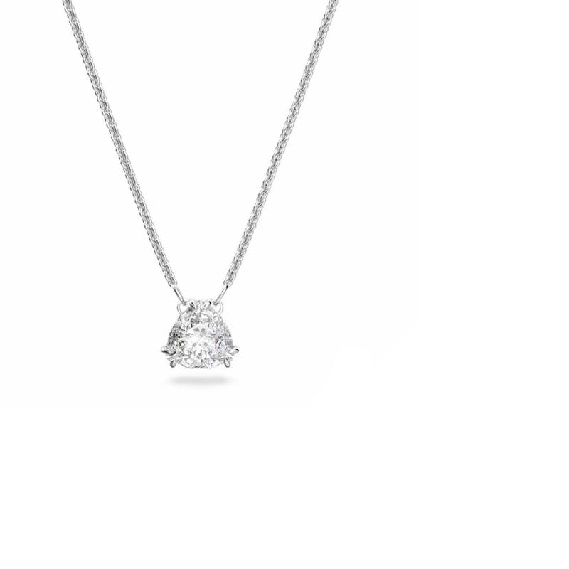 Fortune's Embrace: Luck-Attracting Jewelry
