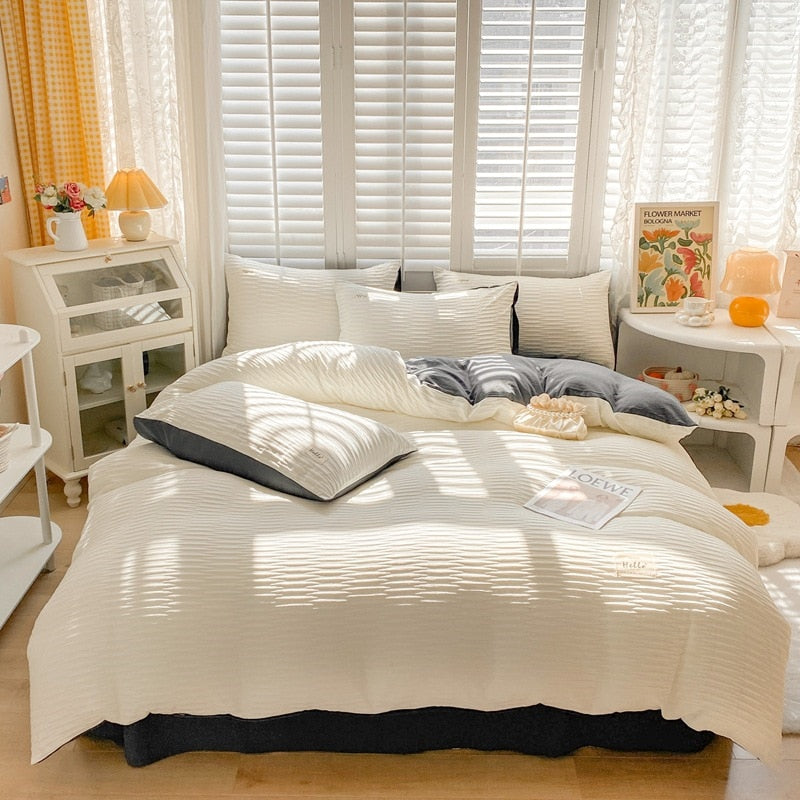 Sky Comfort: Cloud Bubble 4-Piece Bedding Set