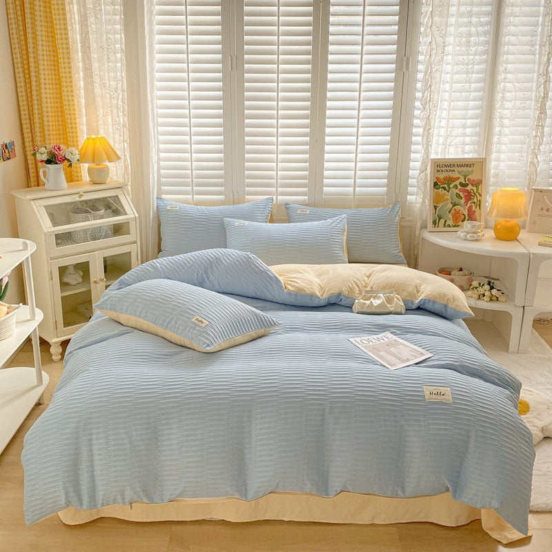 Sky Comfort: Cloud Bubble 4-Piece Bedding Set