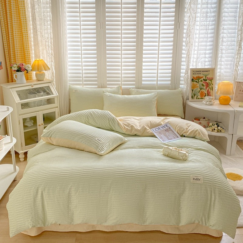 Sky Comfort: Cloud Bubble 4-Piece Bedding Set