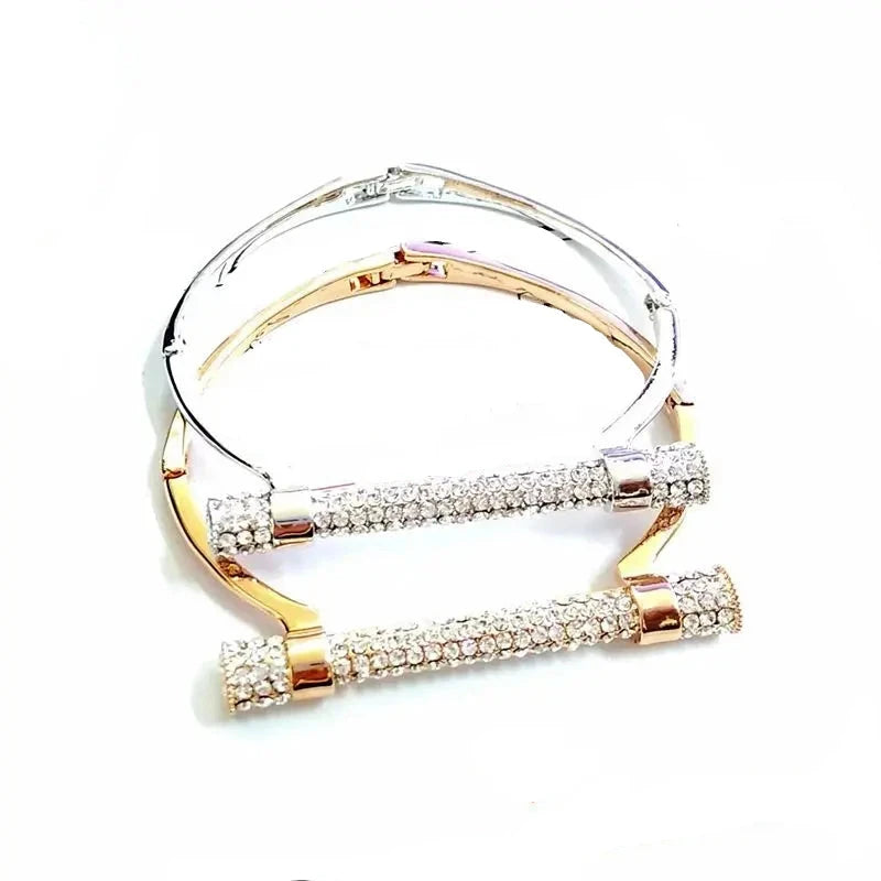 Dazzling Crystal Cuff Bracelet – Luxe Sparkle for the Modern Woman